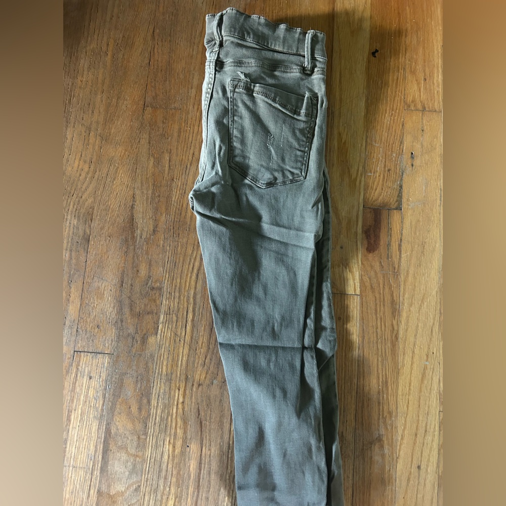 Express Distressed Jegging - Picture 3 of 5